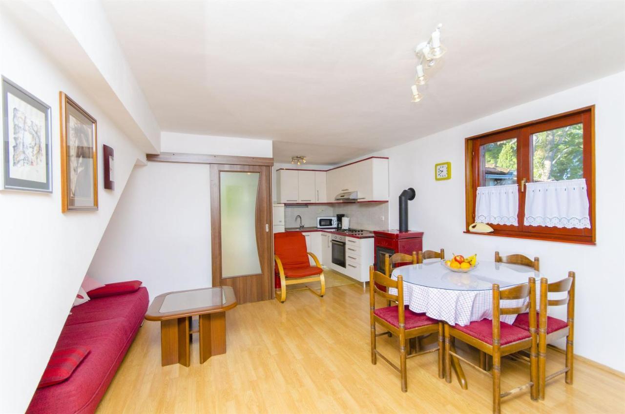 Apartments Dragica Slatine Zewnętrze zdjęcie